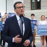 Mateusz Morawiecki w Podlaskiem. W Białymstoku przyjrzał się remontowi teatru