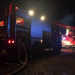 Strażacy walczyli z dużym pożarem. Palił się zakład stolarski