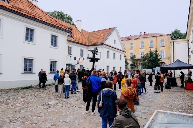 Nie milknie sprawa wokół pracy Karola Radziszewskiego w Galerii Arsenał