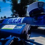 Wypadek na DK65. Kobieta uderzyła w drzewo