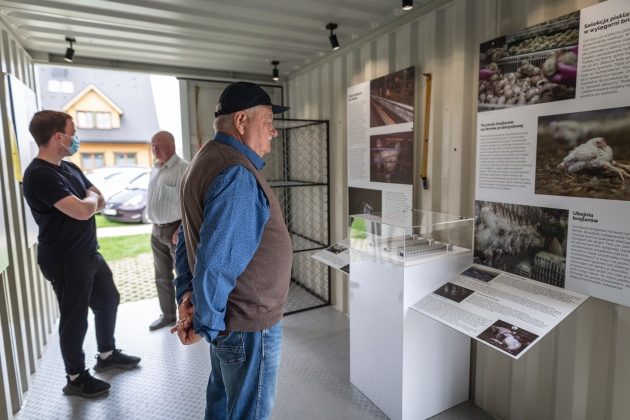 Mieszkańcy odwiedzili Muzeum Hodowli Przemysłowej. "Świat bez ferm jest naszym marzeniem"