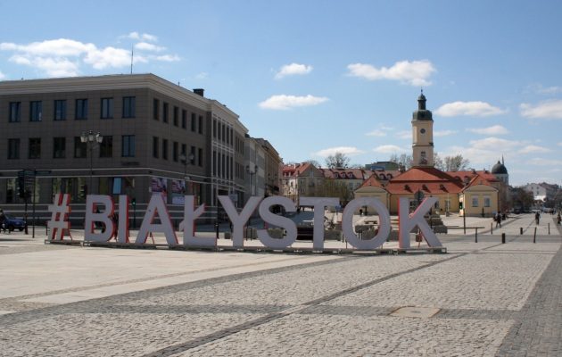 "Nie bój się pytać". Światowy Dzień Ginekologii Onkologicznej na Rynku Kościuszki