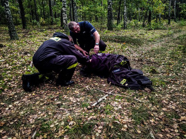 Szczęśliwy finał poszukiwań 86-latki. Leżała w lesie