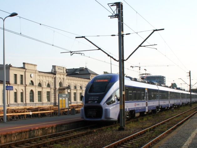 Podróżujący Polregio na trasie Szepietowo-Białystok mogą bezpłatnie jeździć pociągami PKP