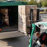 Kolejne pakiety ratunkowe dla uchodźców. Przygotowała je Polska 2050 i Caritas