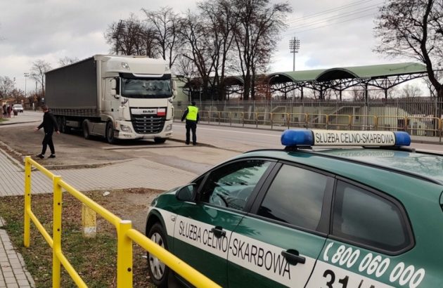 Wpadł na zakazie wjazdu. To nie jedyne jego wykroczenie