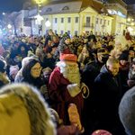 W świątecznym Białymstoku tłumy przywitały Mikołaja z Rovaniemi [ZDJĘCIA]