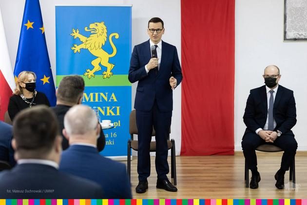 Premier Morawiecki z wizytą w Podlaskiem. Spotkał się z samorządowcami