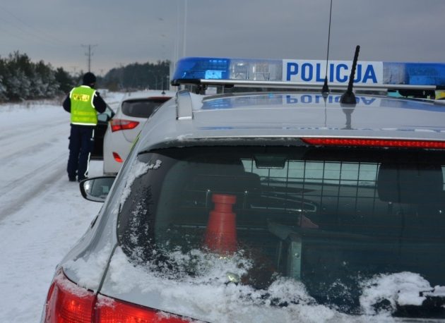 Wiózł w samochodzie 11 osób. Stracił prawo jazdy