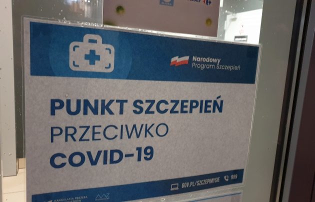 Raport epidemiczny. Liczba zakażeń nieznacznie spadła