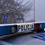 Wypadek z udziałem dwóch aut. Kobieta trafiła do szpitala