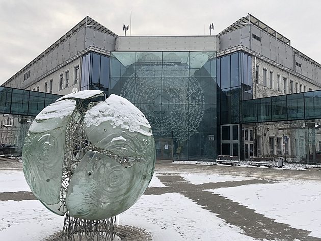 Czy motyl współpracuje z mrówką i dokąd zmierza COVID? Nadchodzi Noc Biologów!