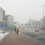 Silny wiatr i opady śniegu znacząco obniżą odczuwalną temperaturę