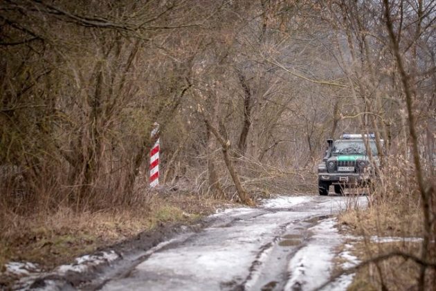 Migranci nadal próbują przekroczyć granicę. Nieletni cudzoziemiec uciekł do Niemiec