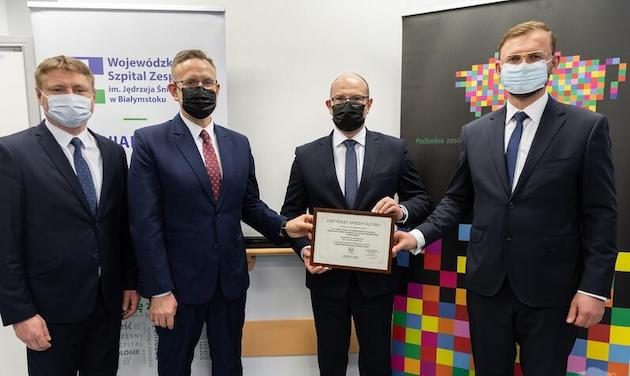 Białostocki szpital dostał certyfikat jakości od ministra zdrowia 