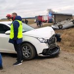 Nie ustąpiła pierwszeństwa. Auto 30-latki dachowało