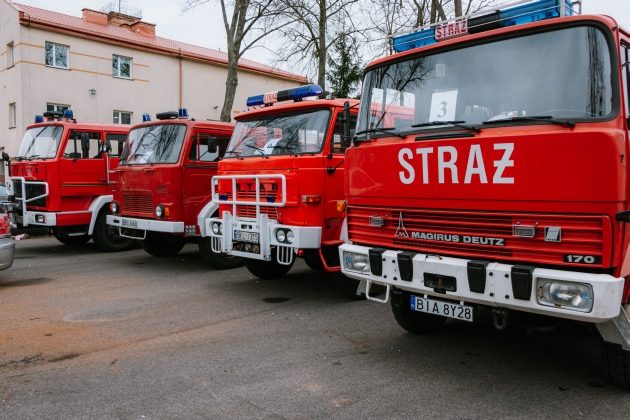 Z Podlasia na Ukrainę. Przekazano 10 wozów strażackich 