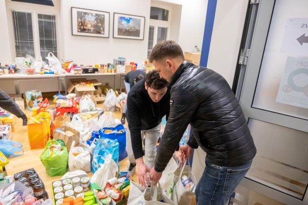 Ruszają kolejne zbiórki darów dla uchodźców z Ukrainy