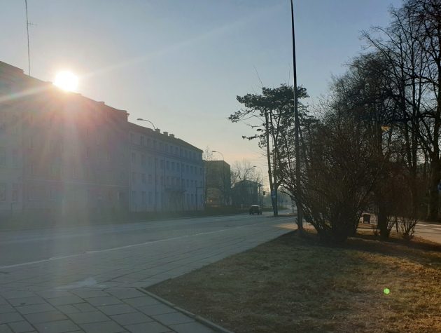 Czwartek nieco chłodniejszy, ale wciąż słoneczny