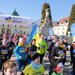 Białostoczanie pokazali solidarność z Ukrainą. Wystartowali w specjalnym biegu [ZDJĘCIA]