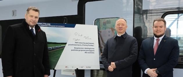 "Poznaj Polskę" - dofinansowanie do wycieczek. MEN zachęca do podróży pociągami