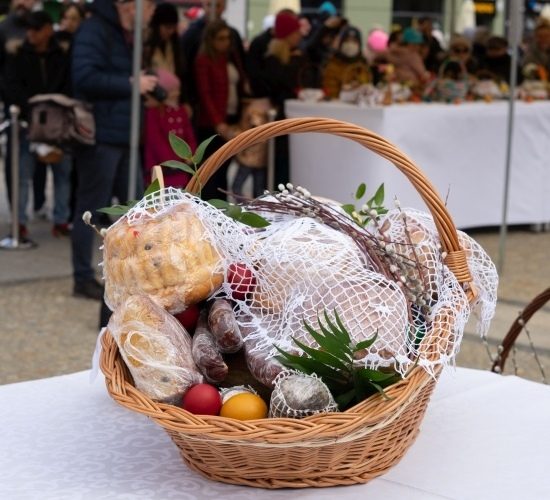 Miasto organizuje wielkanocne śniadanie dla uchodźców