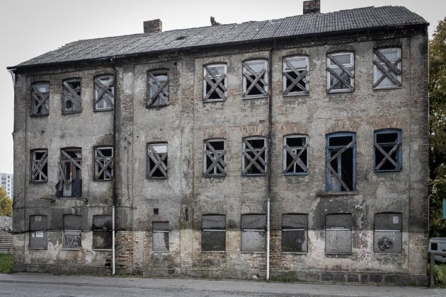 Można wybrać się na spacer szlakiem starych domów