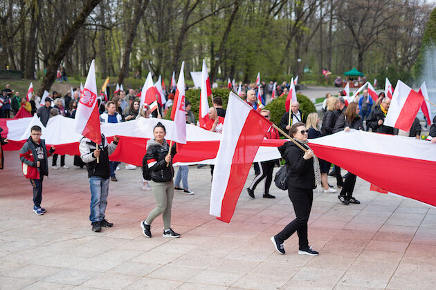 Ulicami Białegostoku przeszedł marsz "Lockdown źródłem inflacji" [ZDJĘCIA]