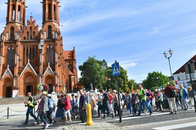 Pielgrzymi wyruszą z katedry do Juchnowca. Będą utrudnienia i dodatkowy autobus