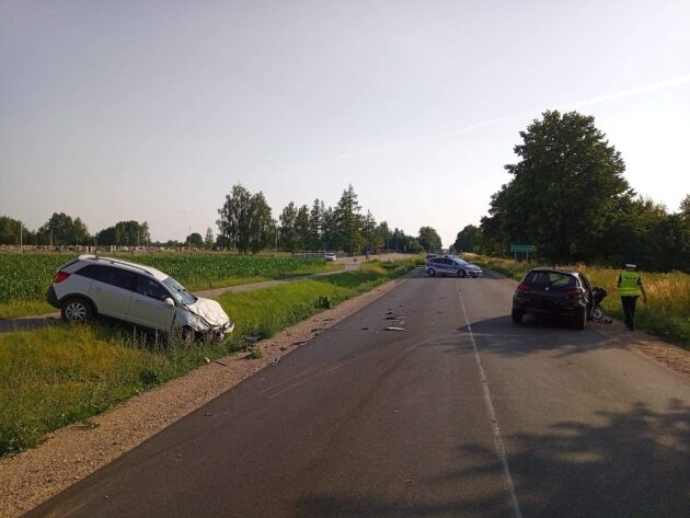 Czołówka na "dziewiętnastce". Kobieta poszkodowana