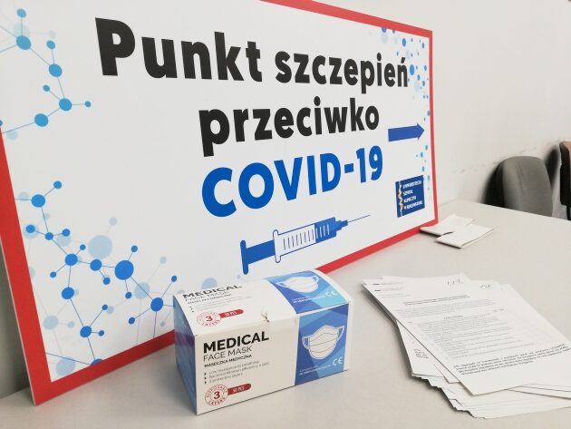 COVID-19. Drugi tydzień z rzędu więcej wykrywanych zakażeń