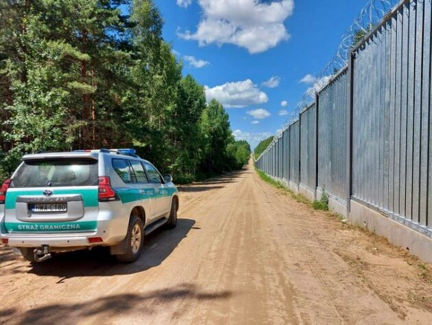 Weekend na granicy. 54 osoby przedostały się do Polski mimo zapory