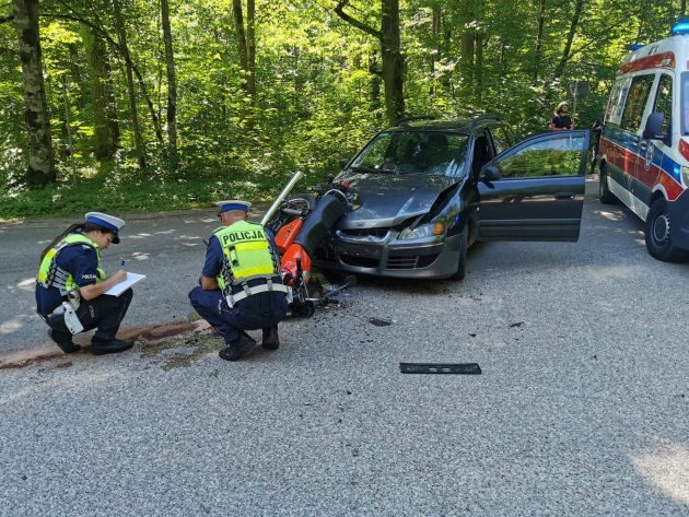 Doszło do wypadku na drodze między Hajnówką a Białowieżą