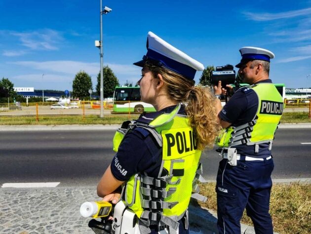 Policja prowadzi wzmożone kontrole w okolicach szkół