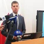 Nowy rok szkolny: HiT i strzelanie, zmiany na maturze i w systemie awansu nauczycieli