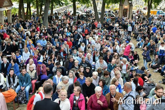 Z Białegostoku do Krypna. Ponad 7 tys. osób pielgrzymowało do Sanktuarium