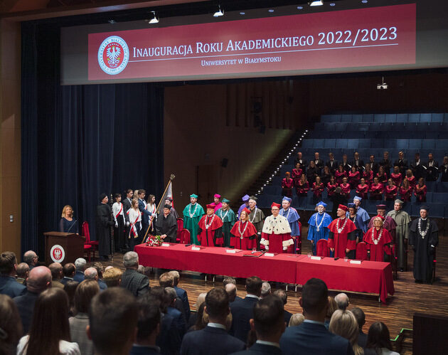 Uniwersytet w Białymstoku zainaugurował nowy rok akademicki