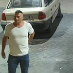 Policja poszukuje sprawcy kradzieży samochodu. Znasz go?
