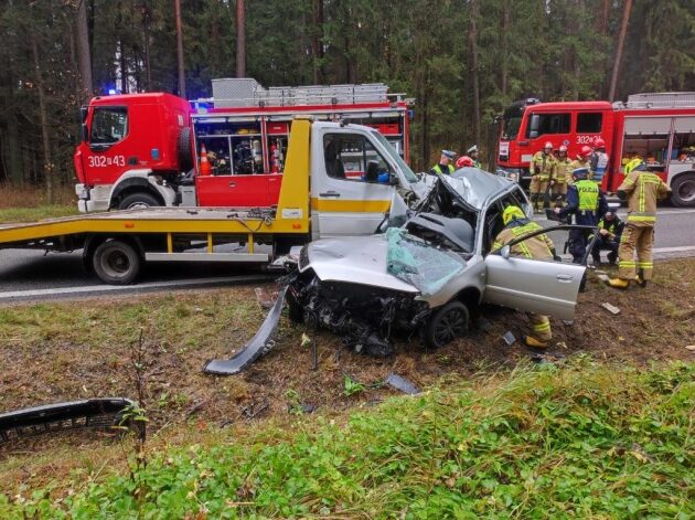 Tragiczny wypadek na trasie Białystok - Augustów. Nie żyją 2 osoby