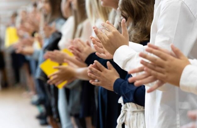 50 najlepszych uczniów z regionu otrzymało stypendia od zarządu województwa