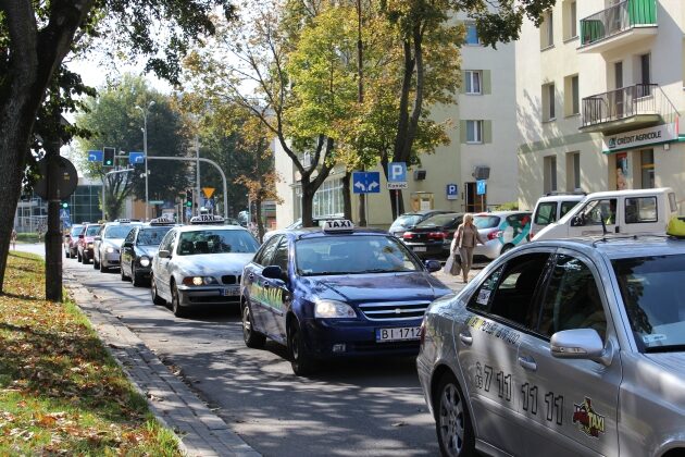 Taksówkarze mogą stracić swoje licencje