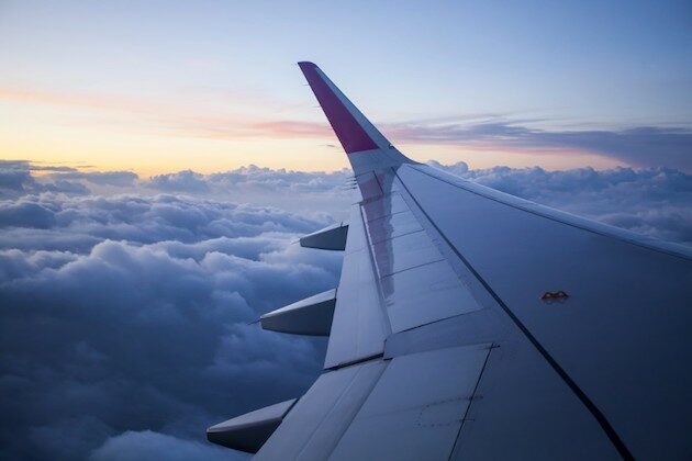 Zwiedzanie Polski zacznij od nieba - zalety podróżowania samolotem