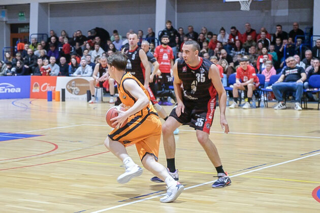 Rozegrano derby województwa. Na Podlasiu rządzi Tur [ZDJĘCIA]