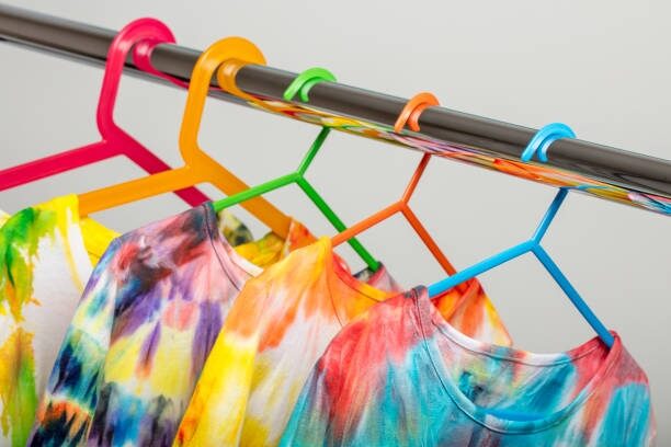 Farbowanie DIY, czyli pomysły na oryginalne prezenty