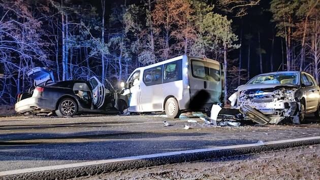 Tragiczny wypadek. Jedna osoba nie żyje, kilka jest rannych