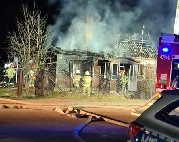 2 osoby spłonęły we własnym domu
