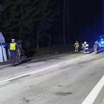 Bus zderzył się z samochodem osobowym w miejscowości Rybniki