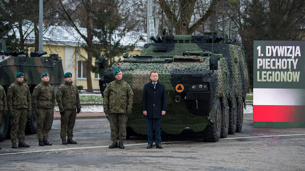 Błaszczak w Białymstoku. Przedstawił koncepcję utworzenia 1. Dywizji Piechoty Legionów