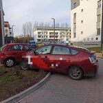 Os. Wygoda. Wypadek z taxi na aplikację. Ranne małe dziecko