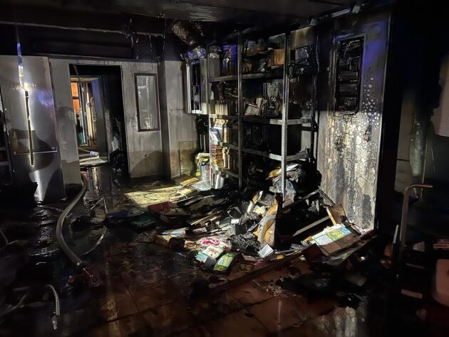 Pożar domu w Choroszczy. W płomieniach znaleziono 3 dzieci i mężczyznę 